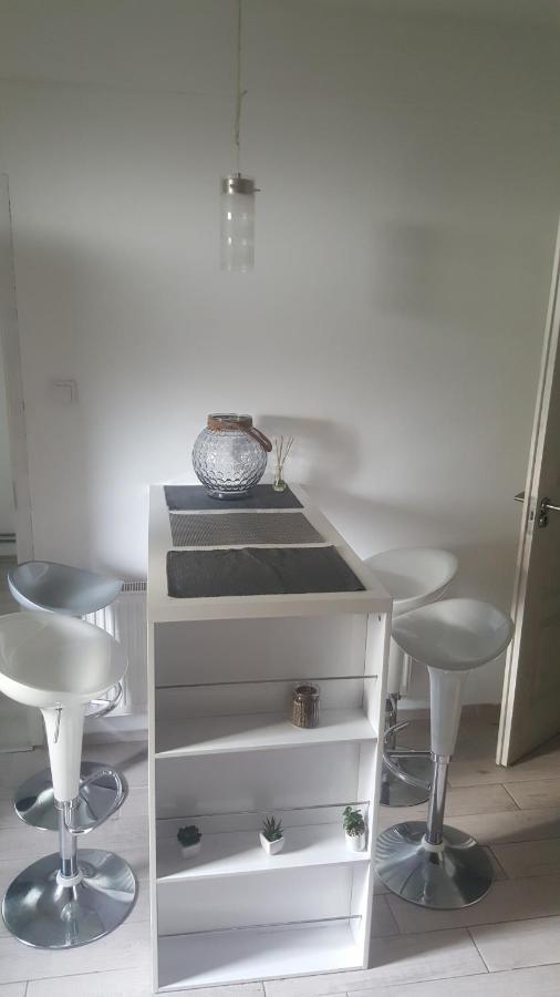 Gutenberg Utca Apartman Segedyn Zewnętrze zdjęcie