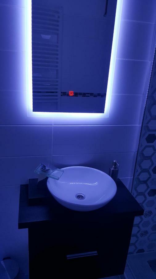 Gutenberg Utca Apartman Segedyn Zewnętrze zdjęcie